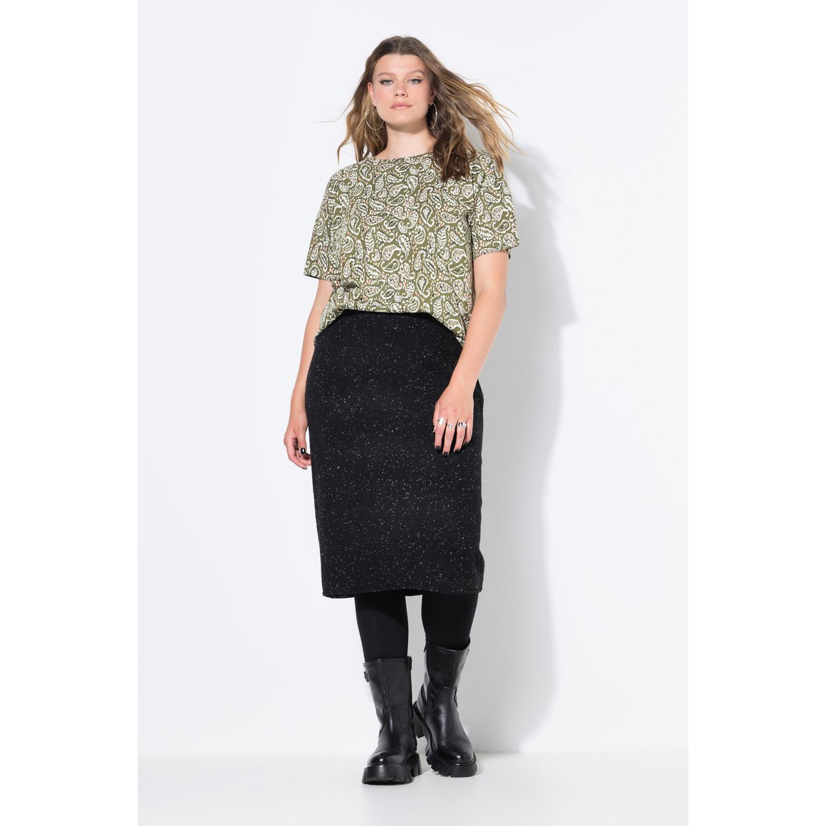 Robe midi en maille. Coupe Slim Shape. Effet noir, STUDIO UNTOLD