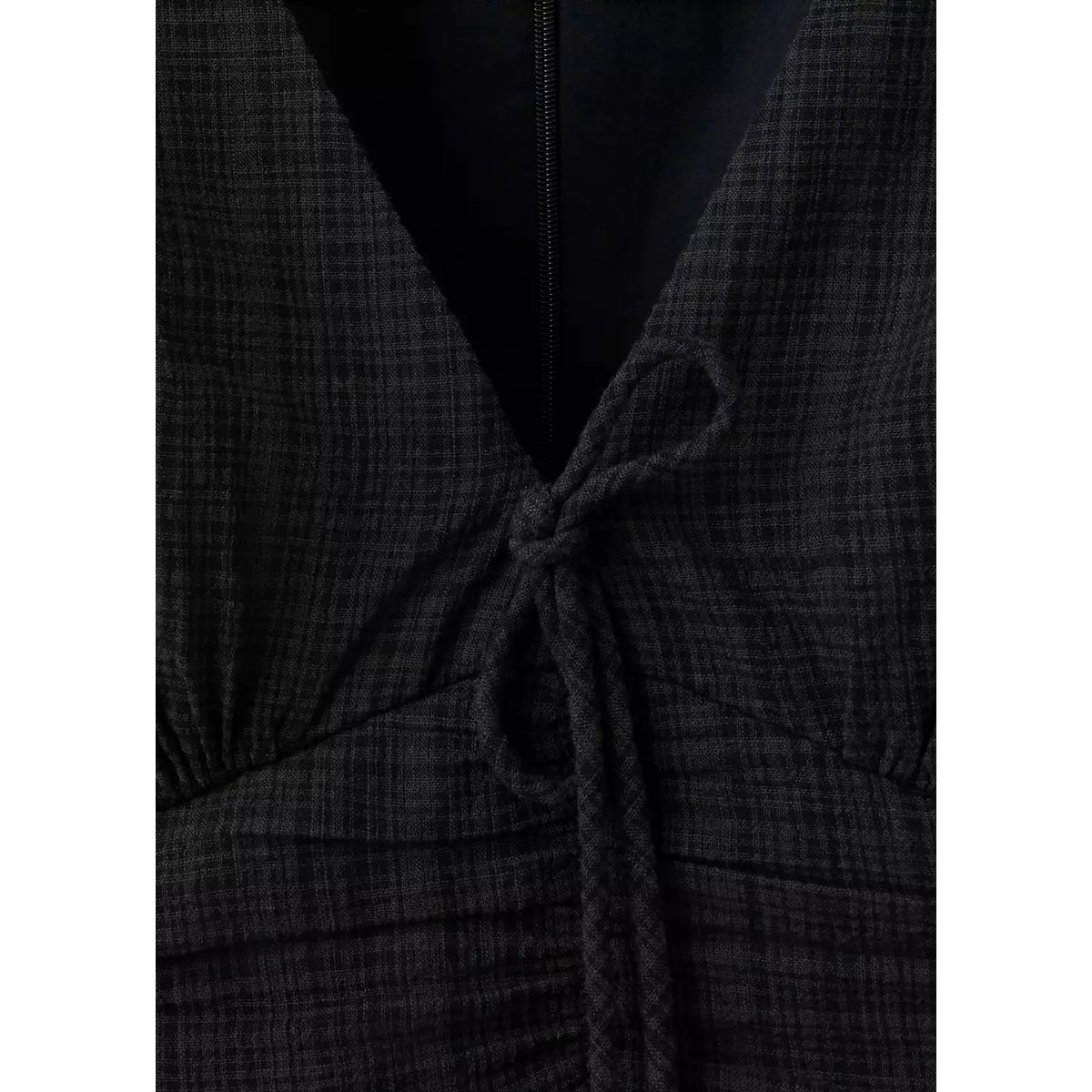 Robe courte texture à col en V noir, MANGO TEEN