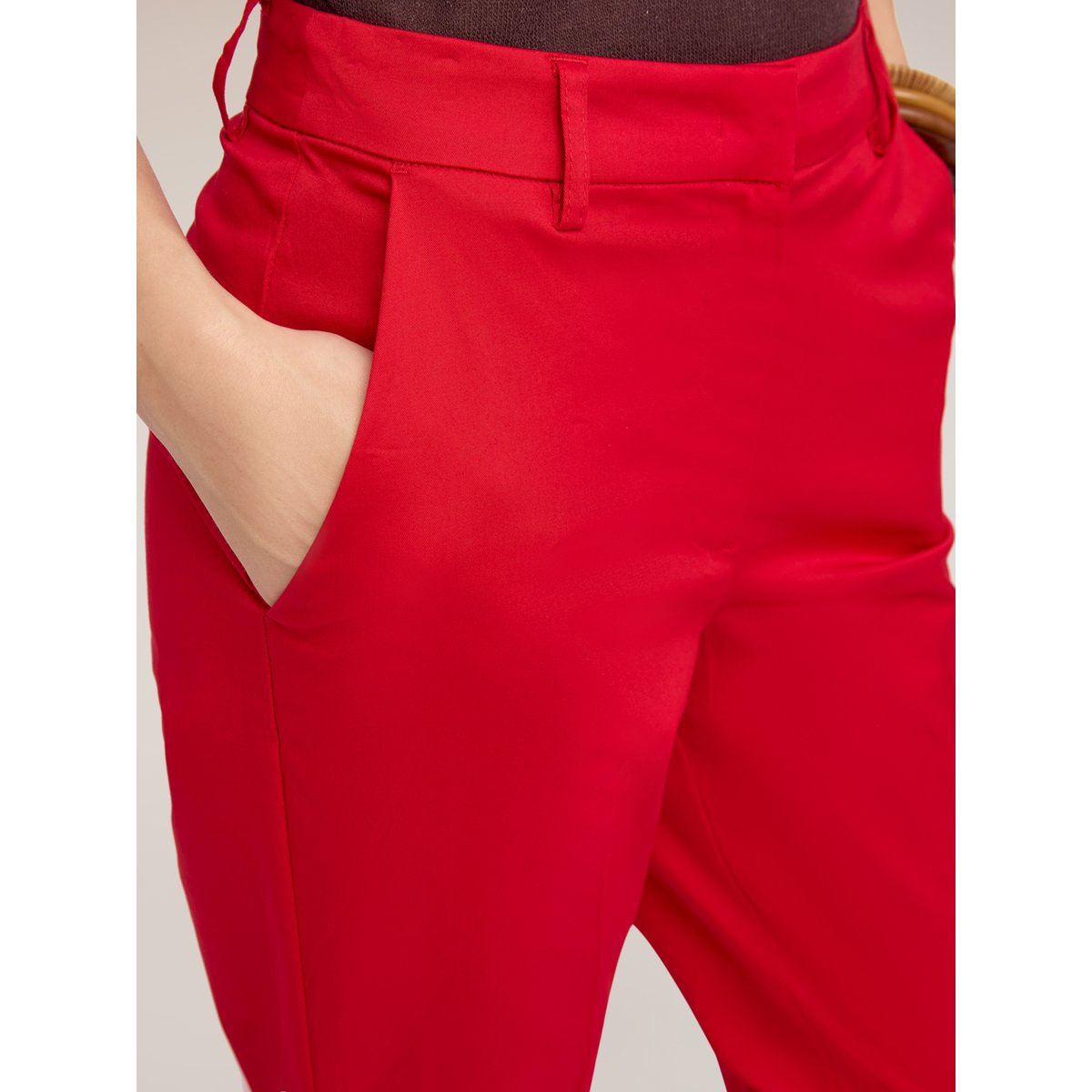 Pantalon regular slim rouge, MOTIVI