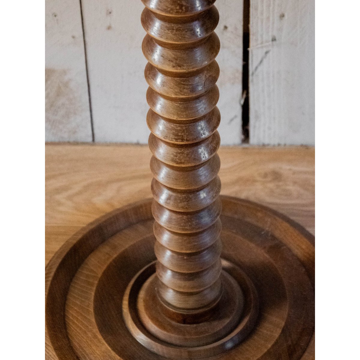 Lampadaire années 50 en bois Julien N°346 - Bon état bois foncé, DEBONGOUT