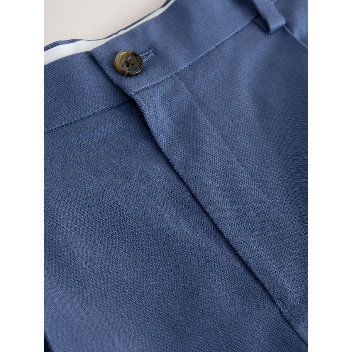 Short habillé décontracté en lin mélangé bleu, NEXT