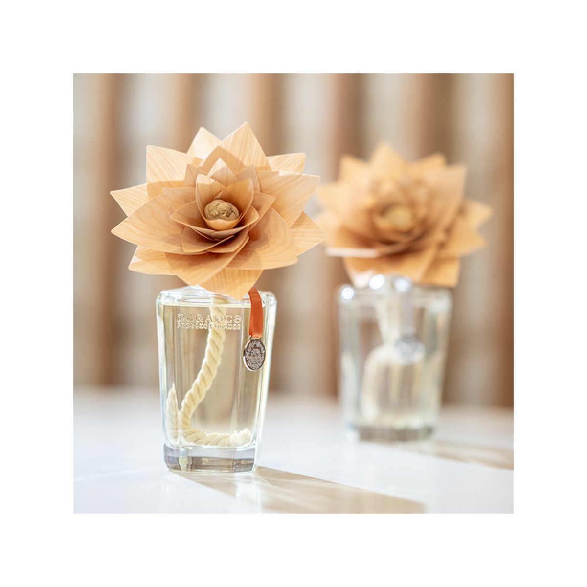 Fleur parfumée grand format AMBRE PRÉCIEUX couleur unique, DURANCE