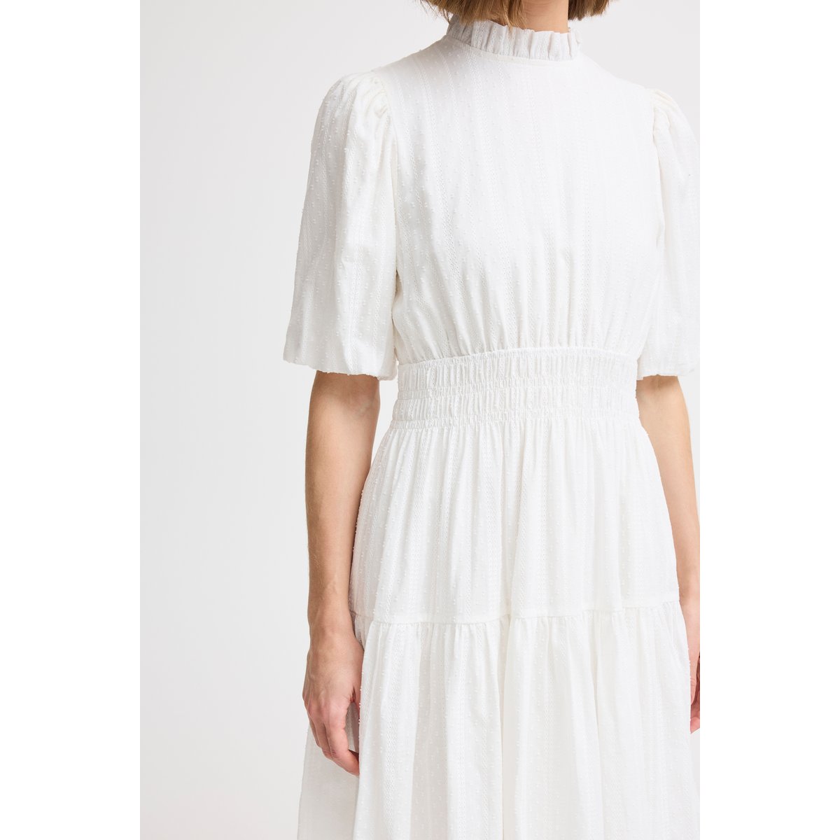 Robe blanc marshmallow, B.YOUNG