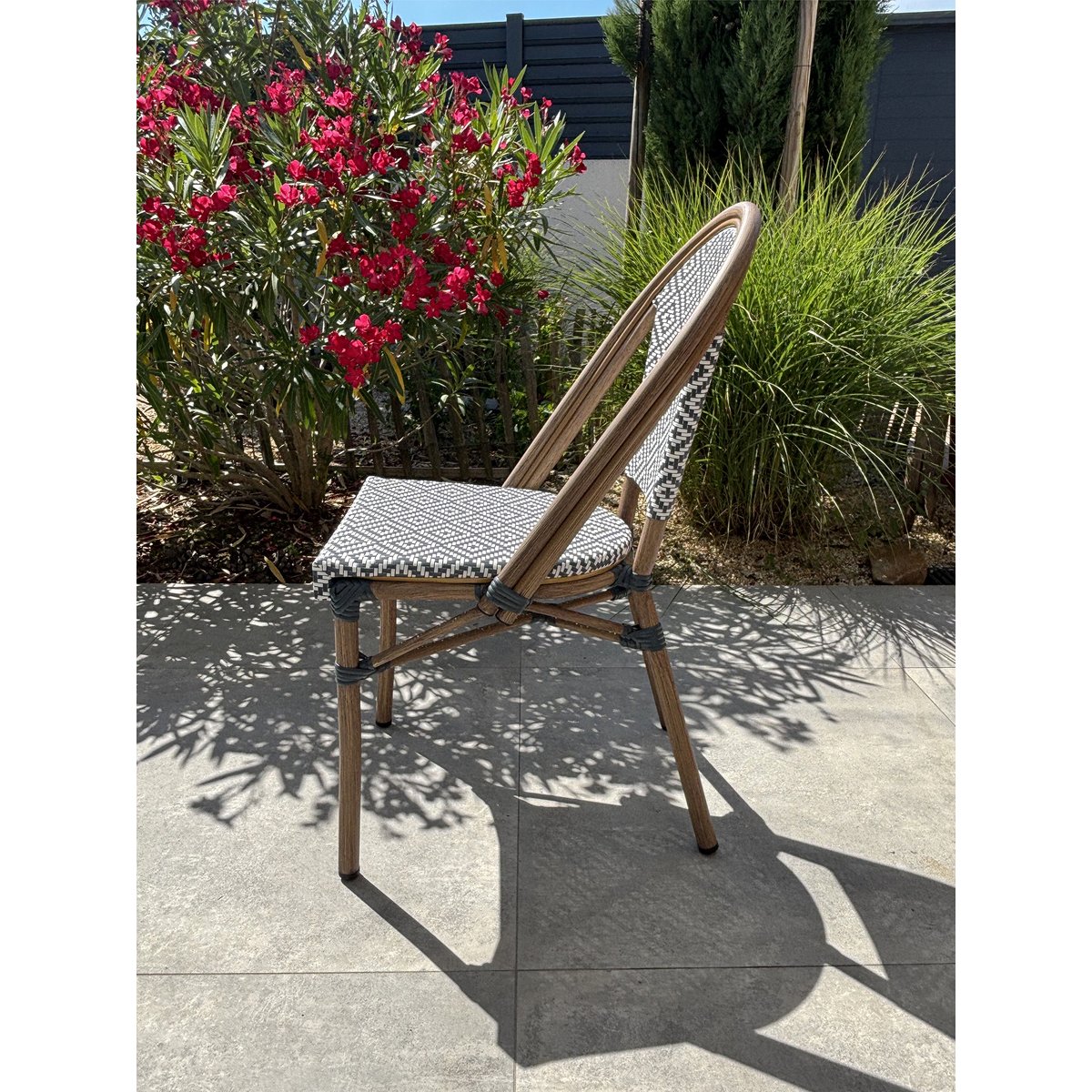 Fauteuil de jardin empilable en aluminium BISTRO bleu marine, CITY GARDEN