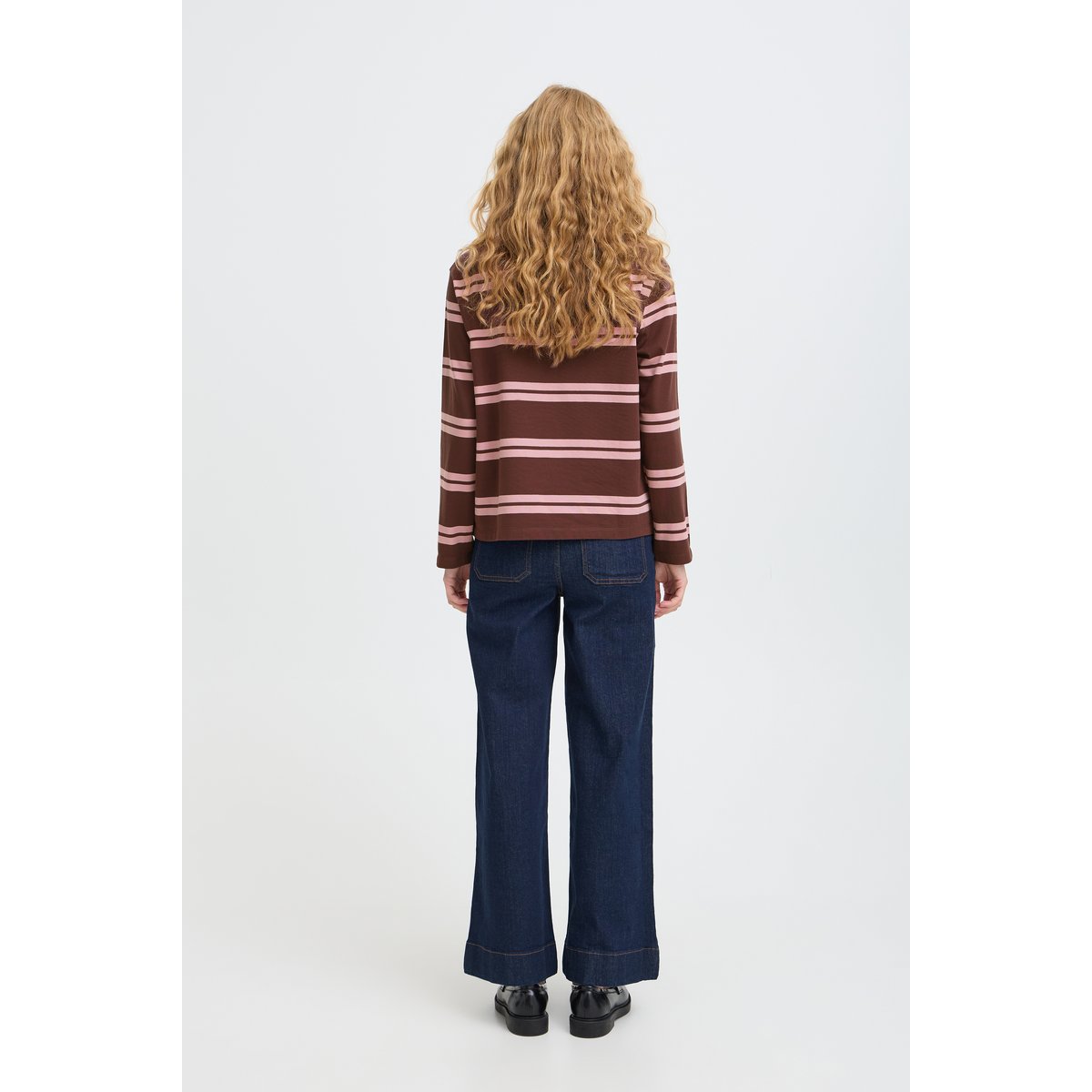 Á manches longues marron fudge stripe, B.YOUNG