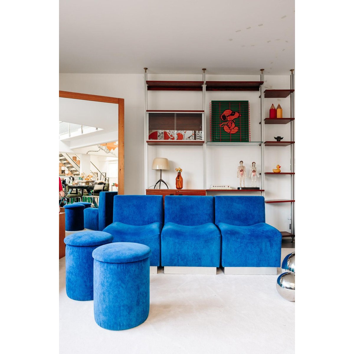 Tabouret en velours bleu Axel N°29 - Bon état bleu, DEBONGOUT