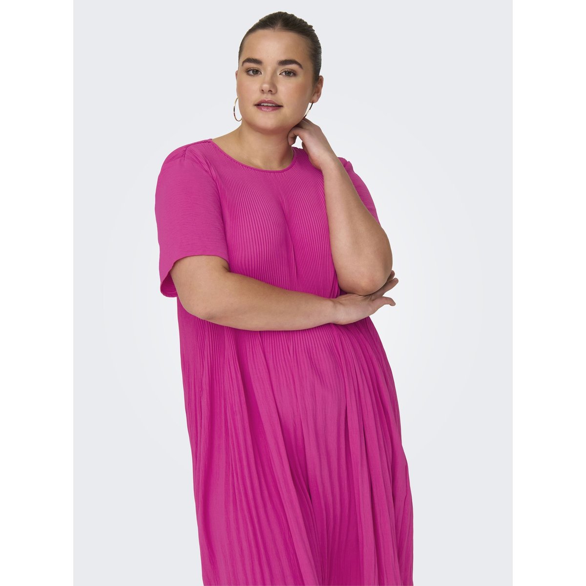 Robe Plissée beetroot purple, ONLY CARMAKOMA