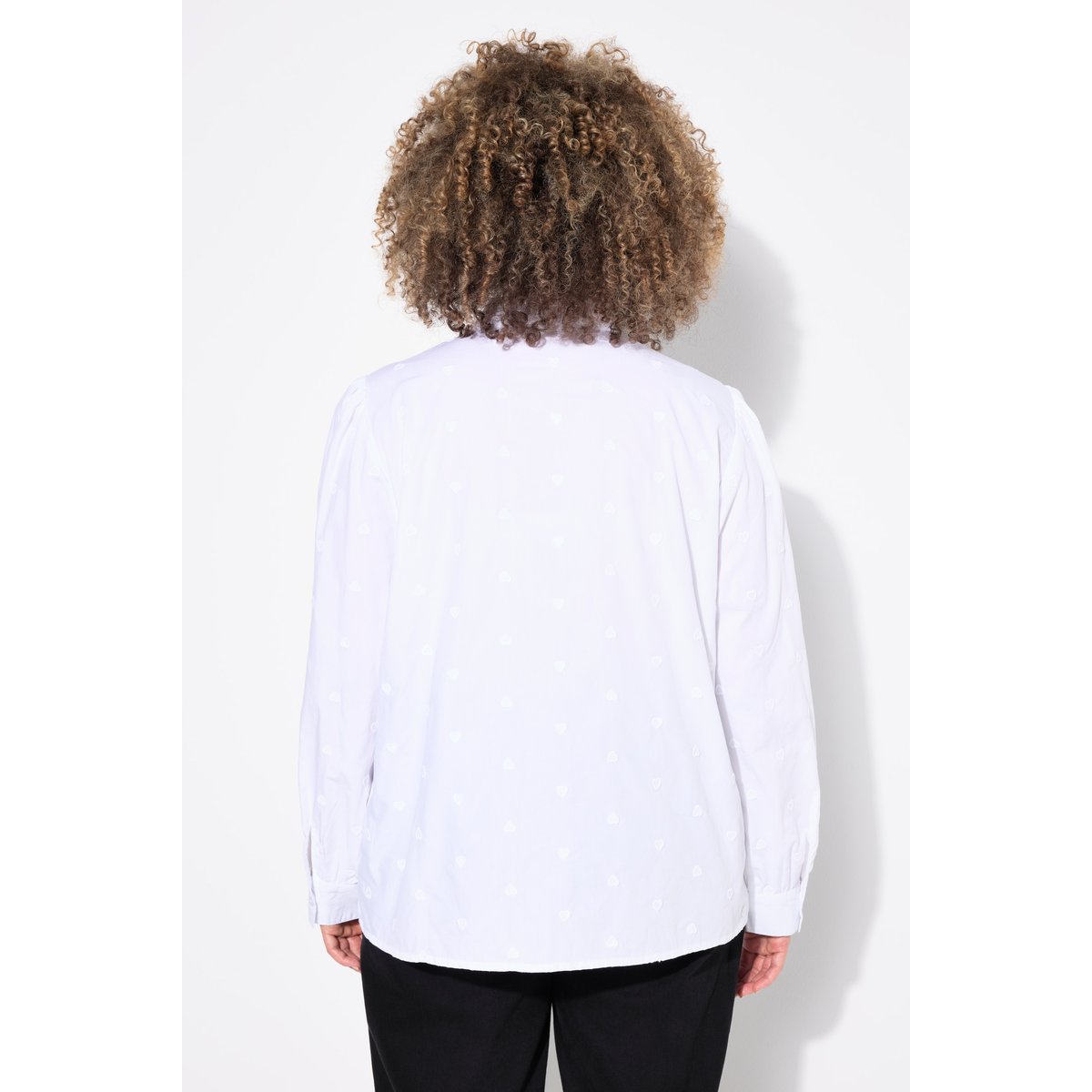 Blouse, broderie cœur, coupe évasée blanc cassé, ULLA POPKEN
