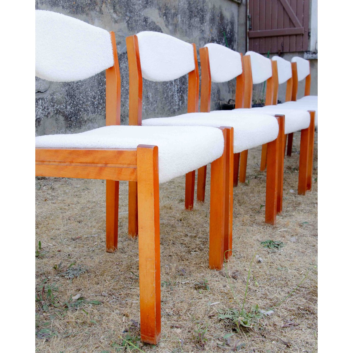 Lot de 6 chaises en bois et tissu bouclette Alma N°1763 - Bon état bois clair, DEBONGOUT