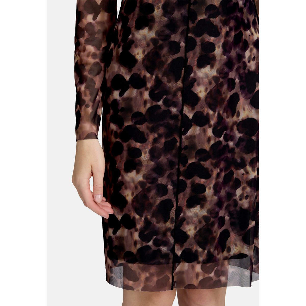 Robe en mesh à col apricot/black, CARTOON