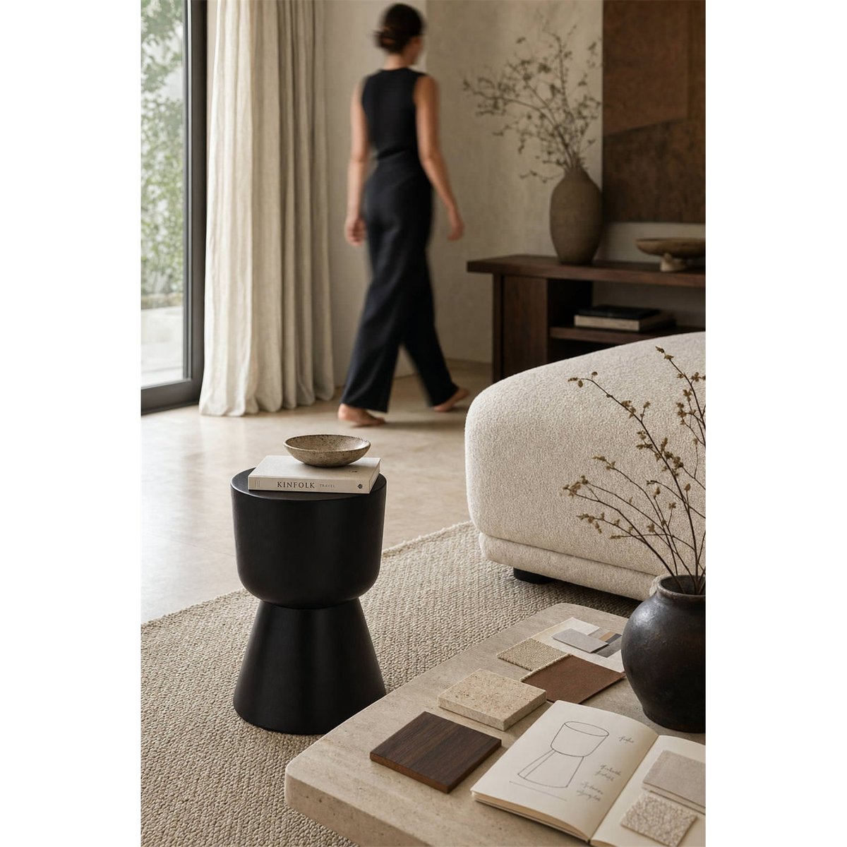 Tabouret rond en bois de suar massif noir, RECOLLECTION
