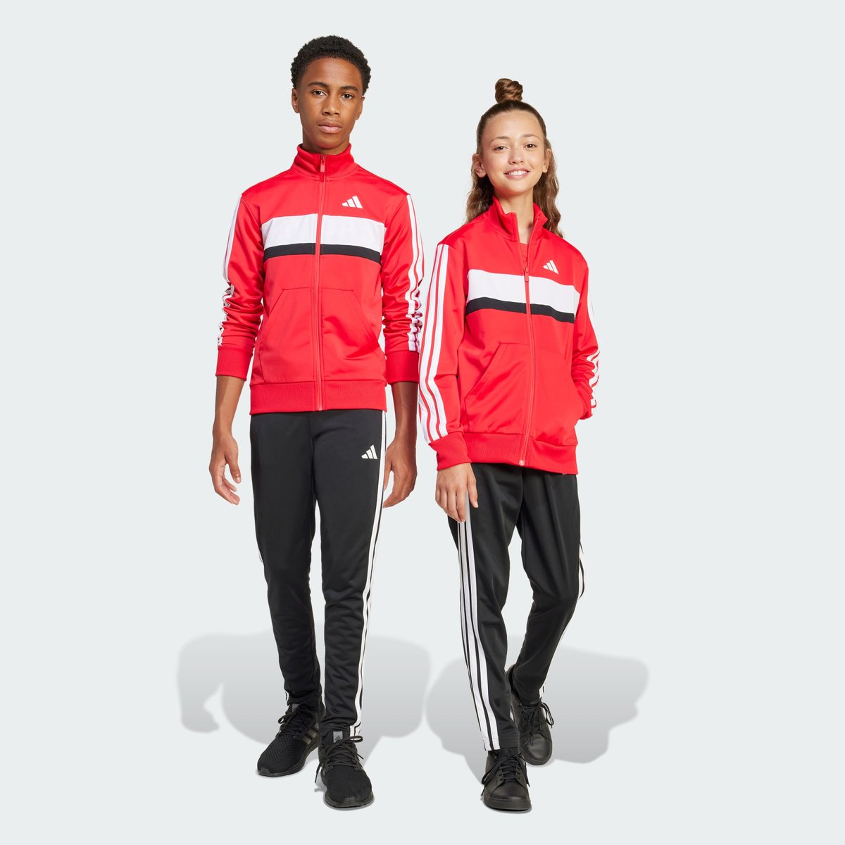 Survêtement Maille 3 Bandes Seasonal Essentials Tiberio Enfants Survêtement Maille 3 Bandes Seasonal Essentials Tiberio Enfants pure ruby / white, ADIDAS SPORTSWEAR