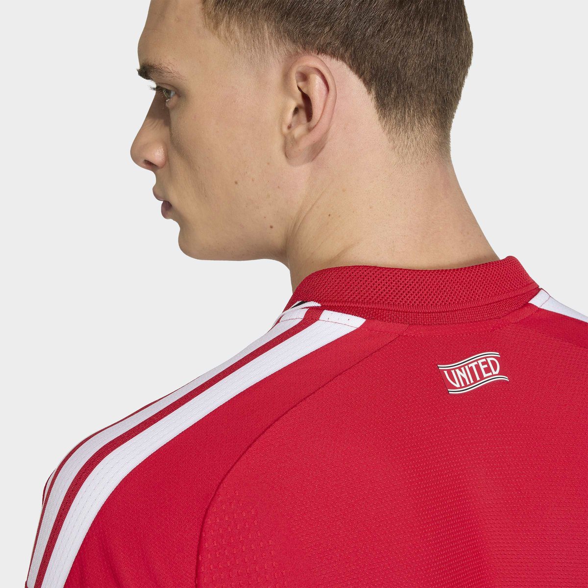 Maillot Domicile Manchester United 26/27 Authentique Maillot Domicile Manchester United 26/27 Authentique mufc red, adidas Performance