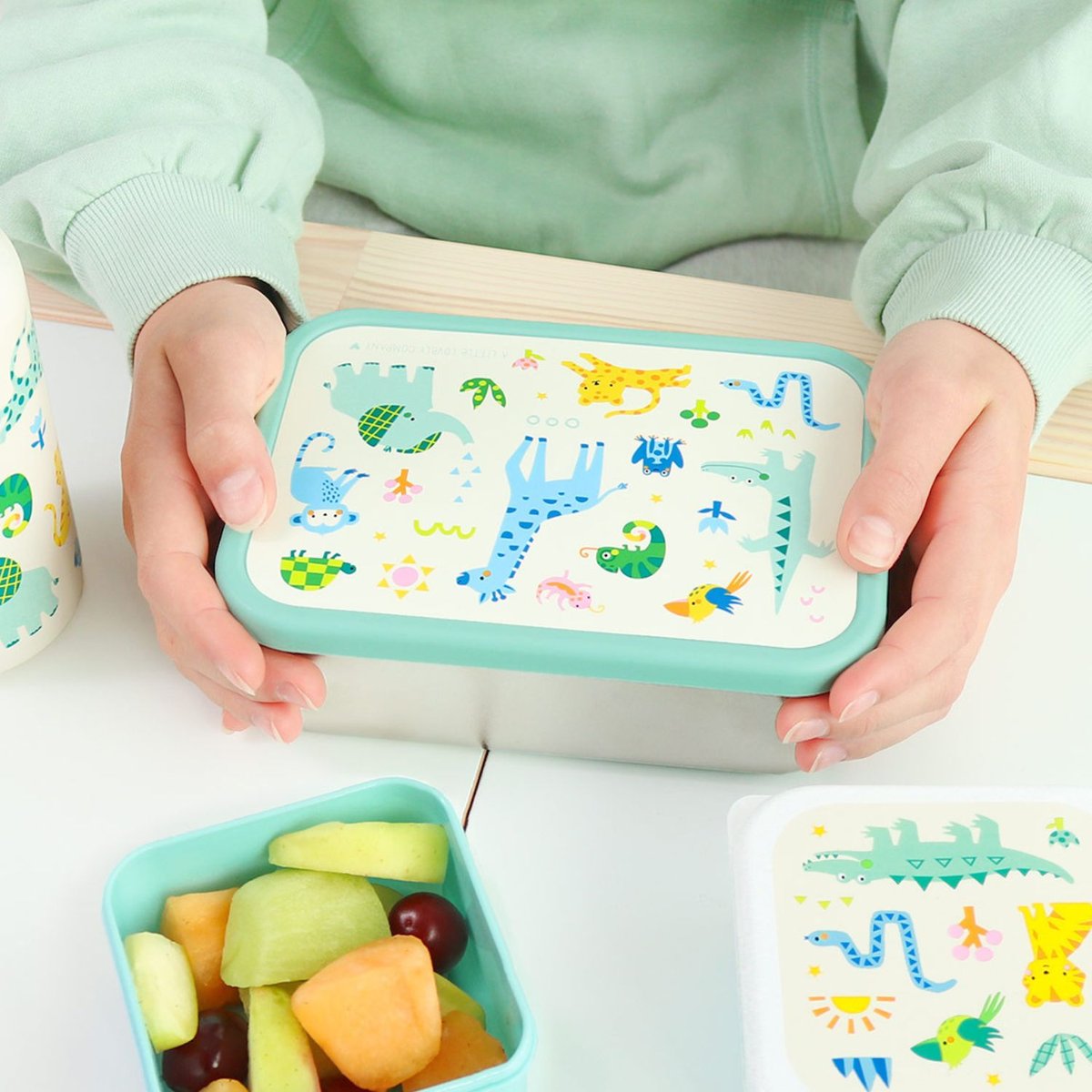 Lunch box en acier inoxydable blanc, vert, bleu, A LITTLE LOVELY COMPANY