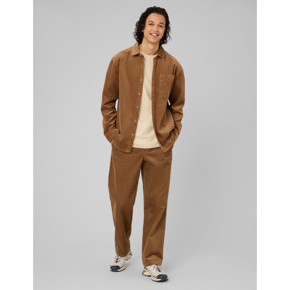 Chemise en velours côtelé camel, BZB