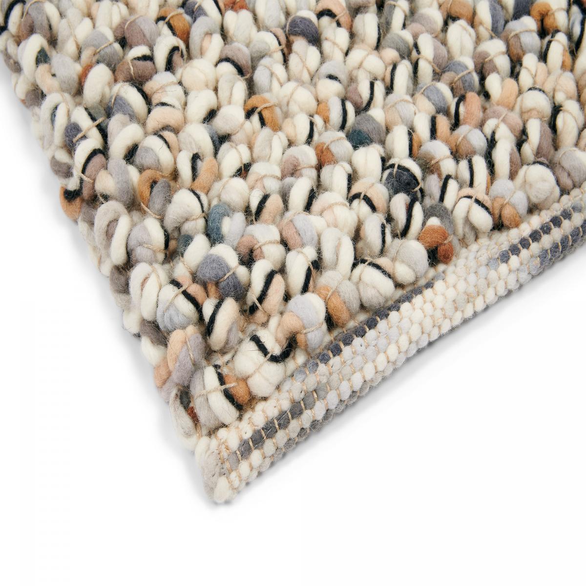 Tapis salon et chambre tissé en laine motif faux uni MARBLE A beige marron, UN AMOUR DE TAPIS