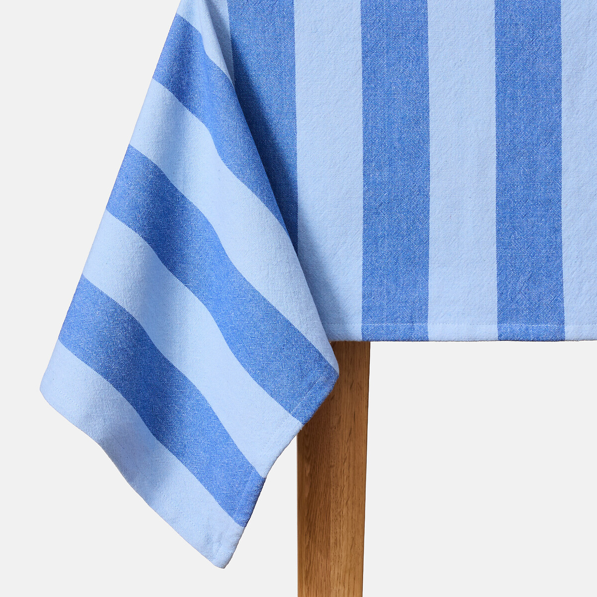 Nappe rayée tissé-teint, 30% coton recyclé, MIRELLA bleu foncé/bleu clair, LA REDOUTE INTERIEURS