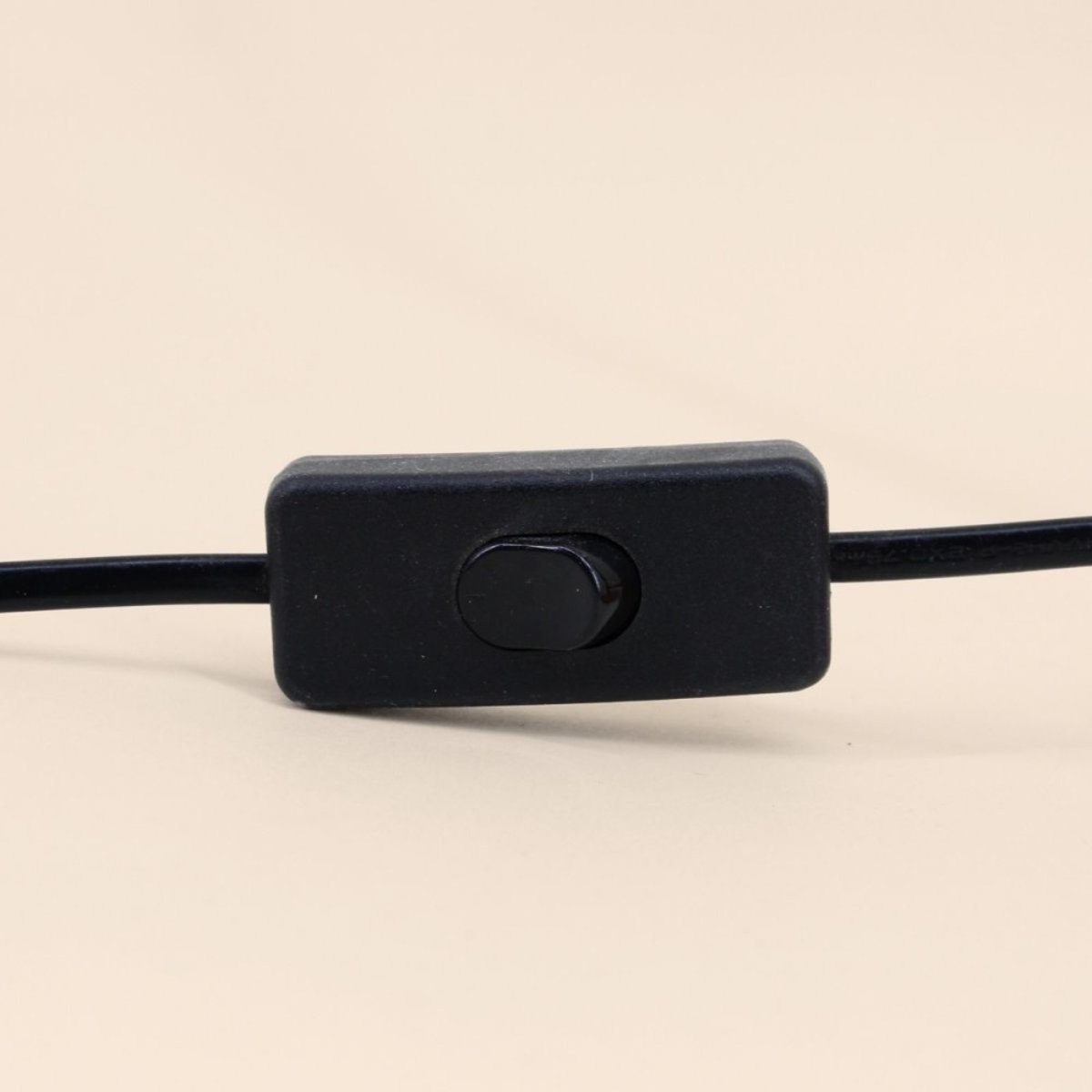 Lampe de bureau en métal et bois 32cm noir, ORNAMI