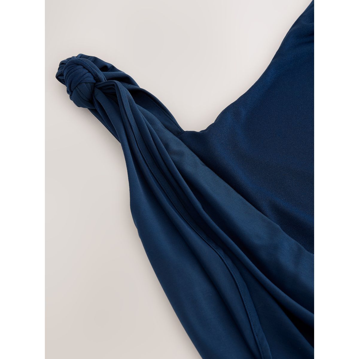 Robe de cérémonie maxi à col bénitier bleu marine, NEXT