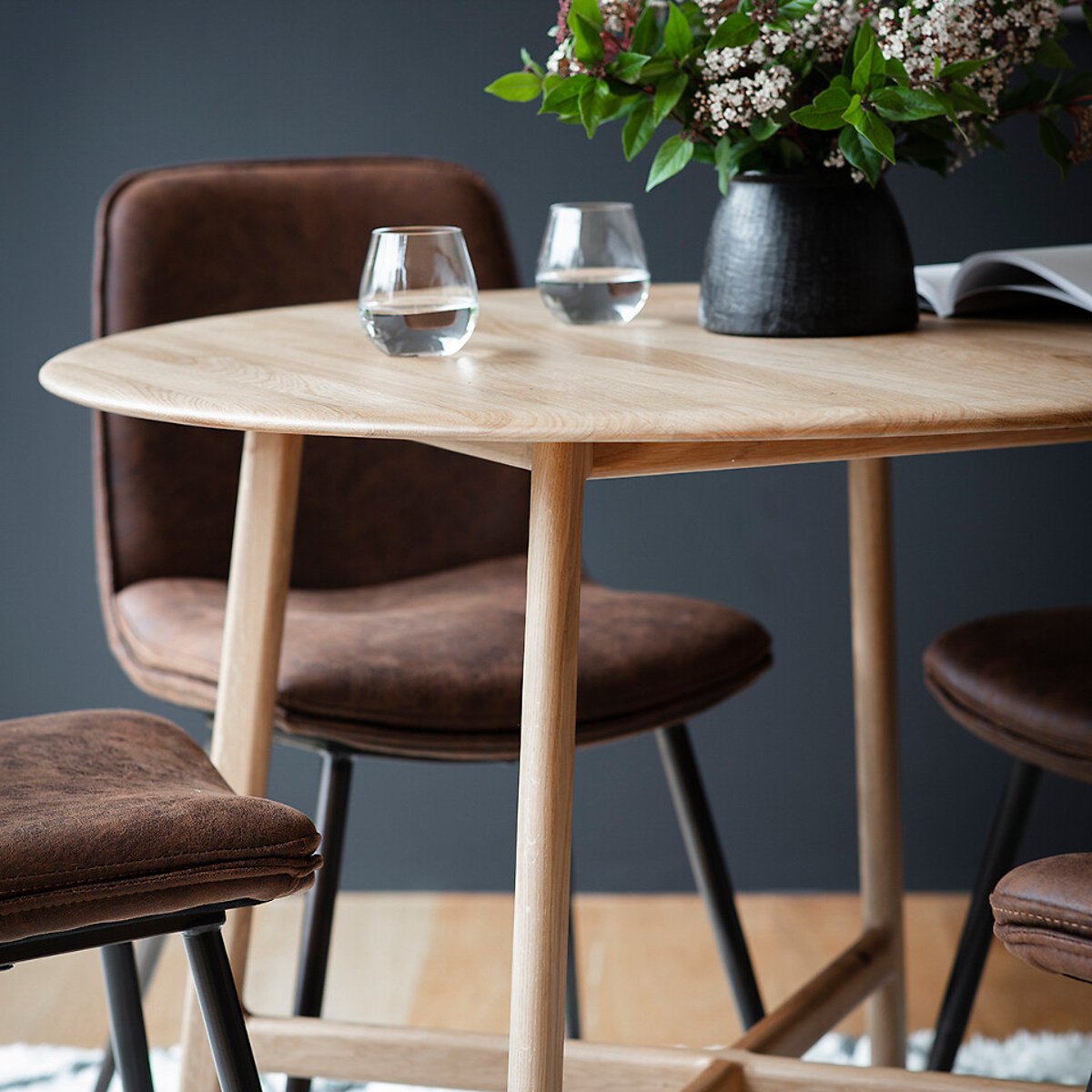Murwara Round Oak Dining Table (Seats 4) brown , ÉDITÉ