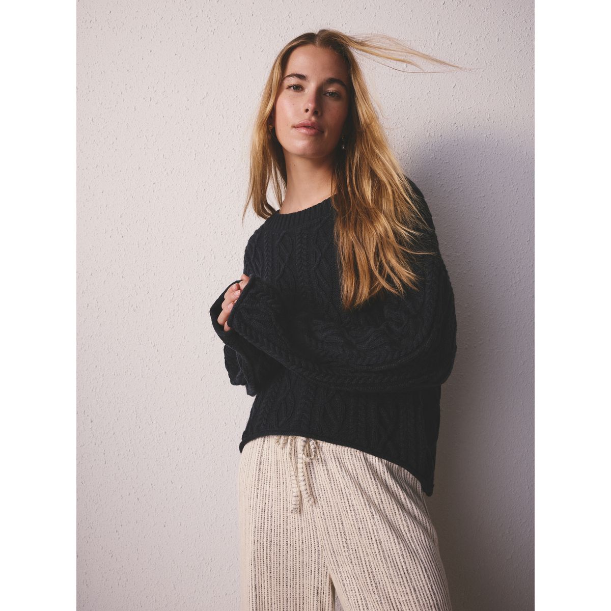 Pull en maille torsadée bleu marine, NEXT
