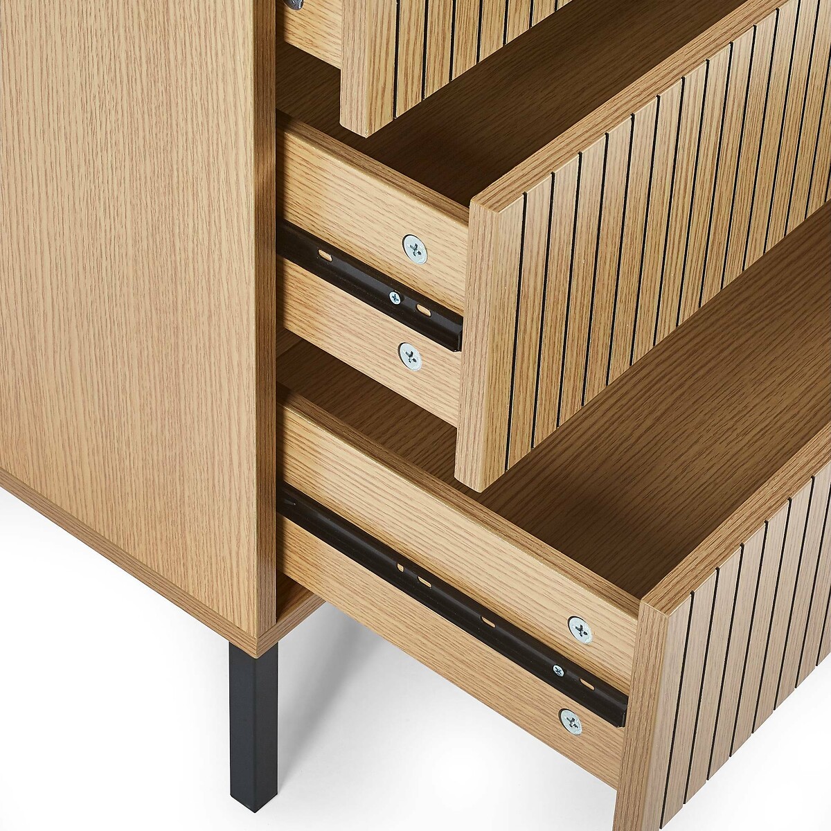 Gia Slatted Oak 5 Drawer Chest oak, SO'HOME