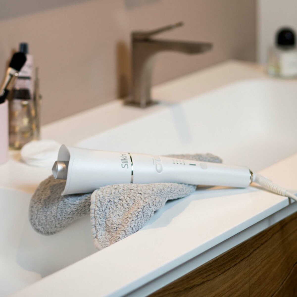 Modelador de cabelo automático de iões, AutoTwist branco, SILKN