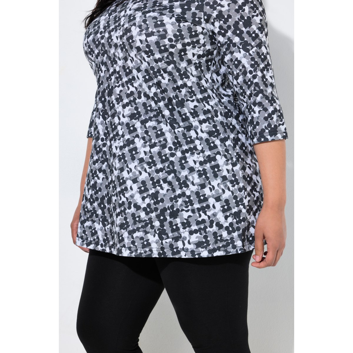 T-shirt long noir, ULLA POPKEN