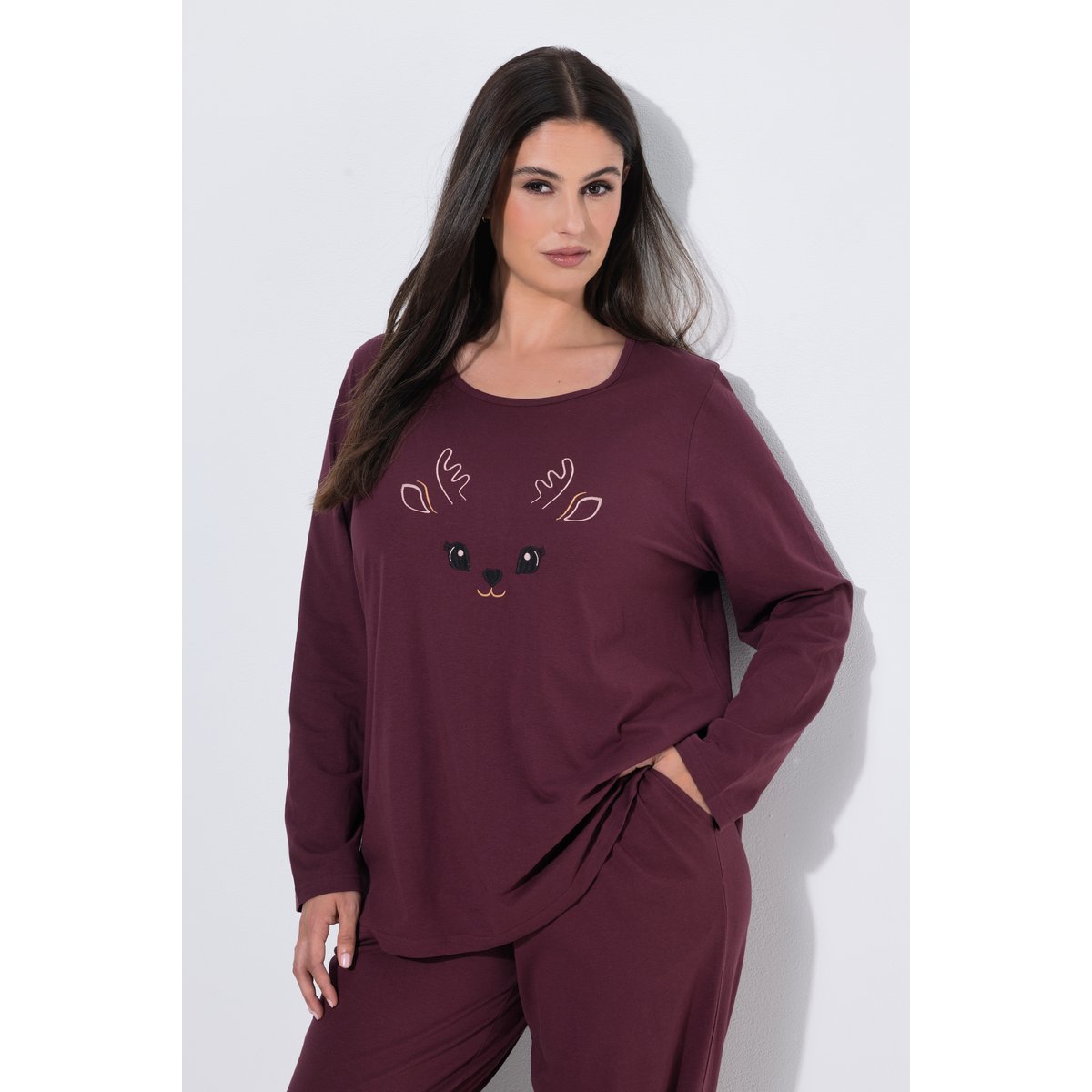 Pyjama avec broderie faon marron foncé, ULLA POPKEN