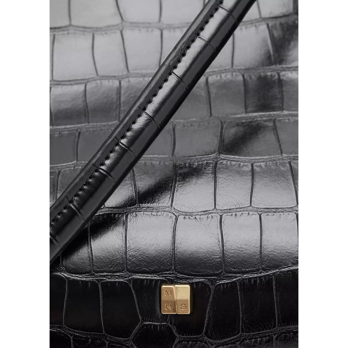 Sac porté épaule effet croco noir, MANGO