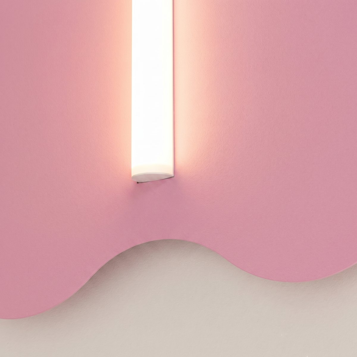 Applique murale Acier Rose S14d 1 Klover rose, EDEN