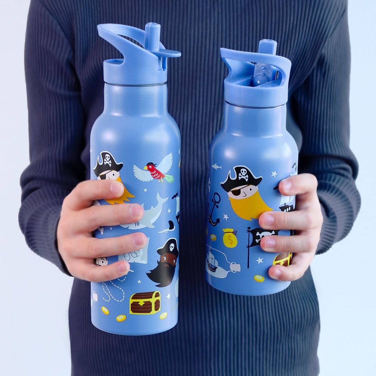 Gourde isotherme bleu, noir, jaune, A LITTLE LOVELY COMPANY