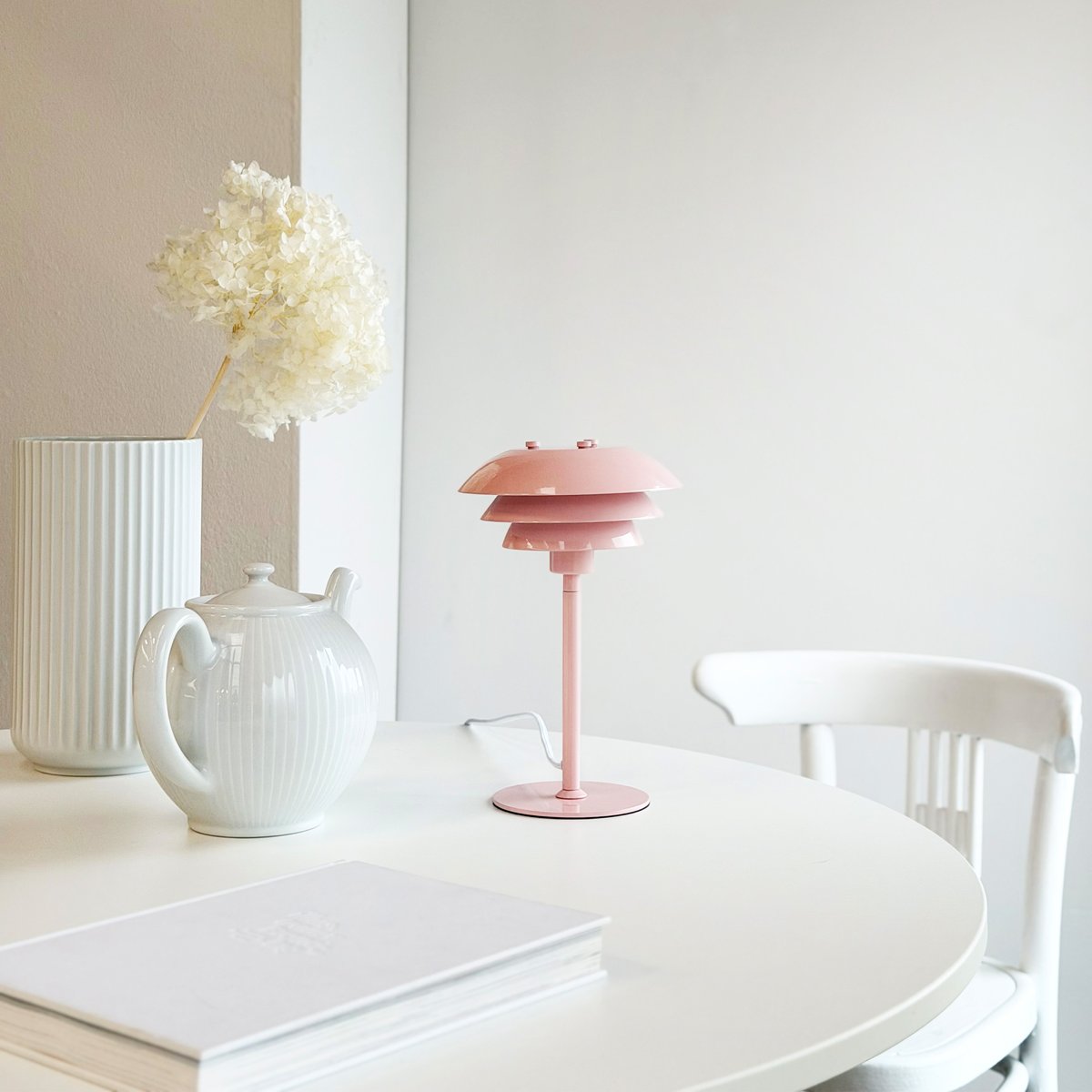 Lampe de table SIXTEEN rose, DYBERG LARSEN