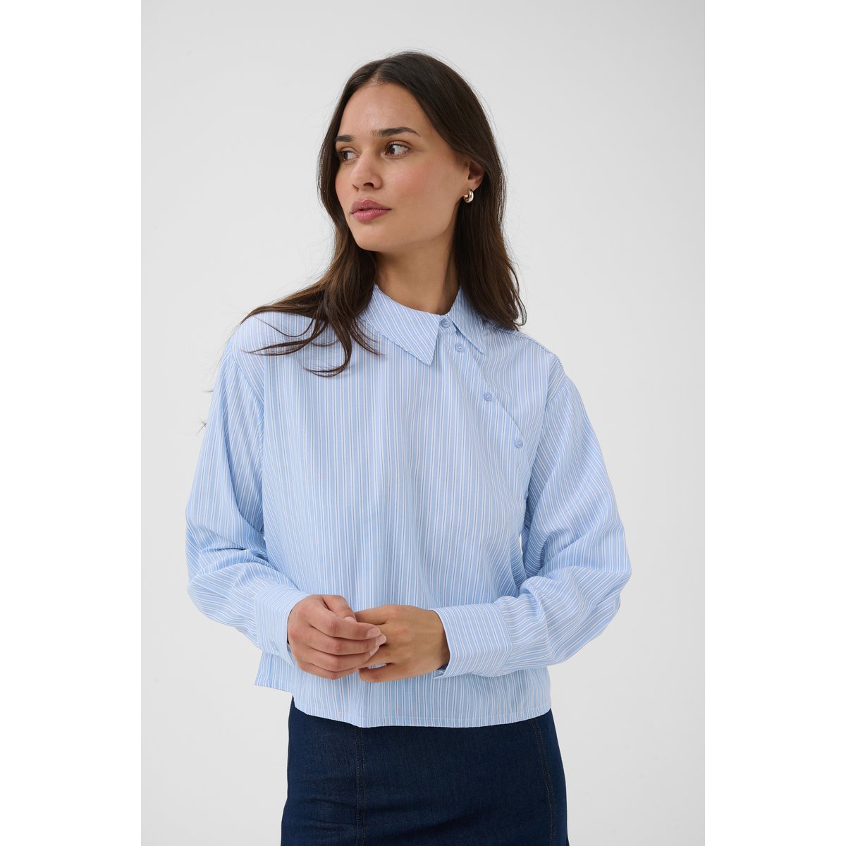 Chemise à manches longues bleu blanc cashmere blue/white stripe, KAFFE