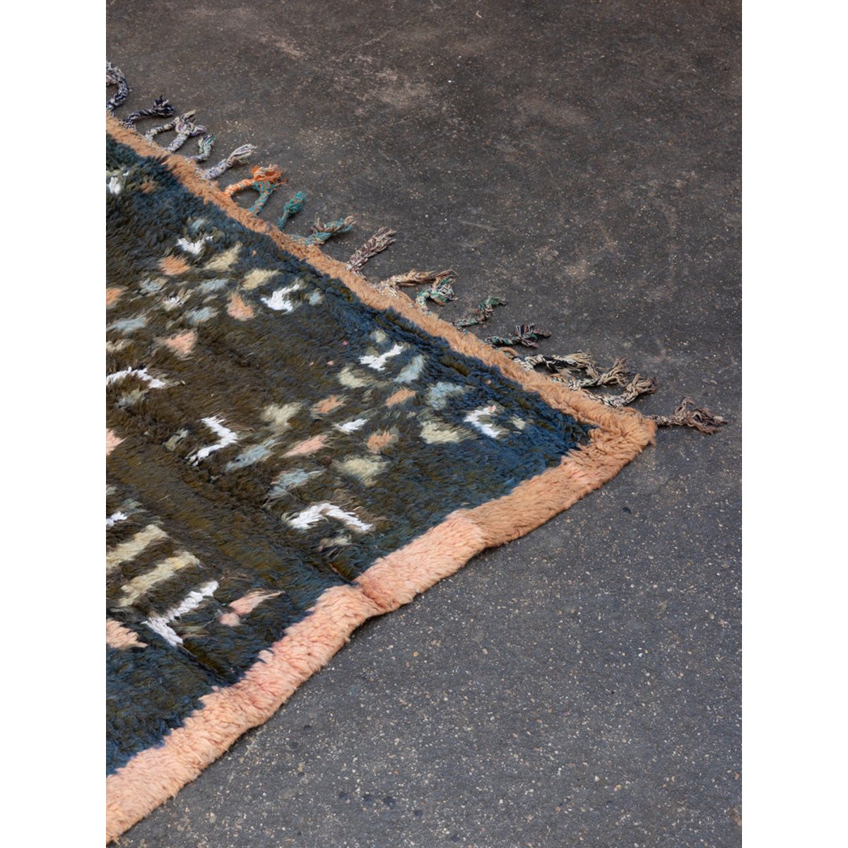 Grand tapis bleu et saumon en laine Olivier N°41 - Bon état bleu, DEBONGOUT