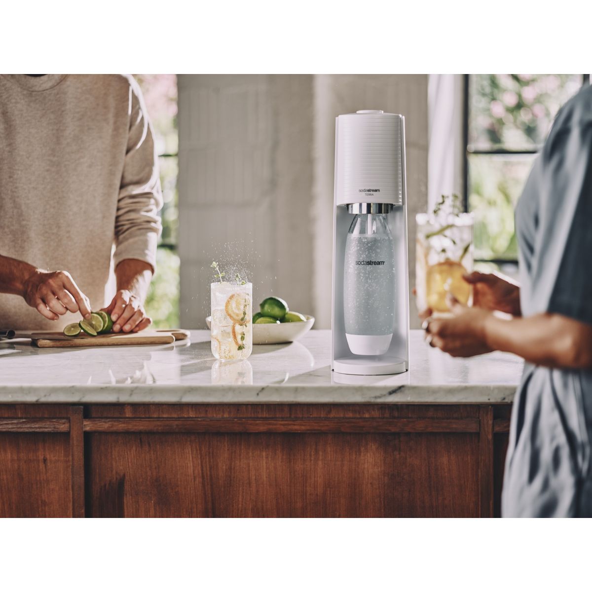 Machine à Soda Terra avec 1 bouteille blanc, SODASTREAM