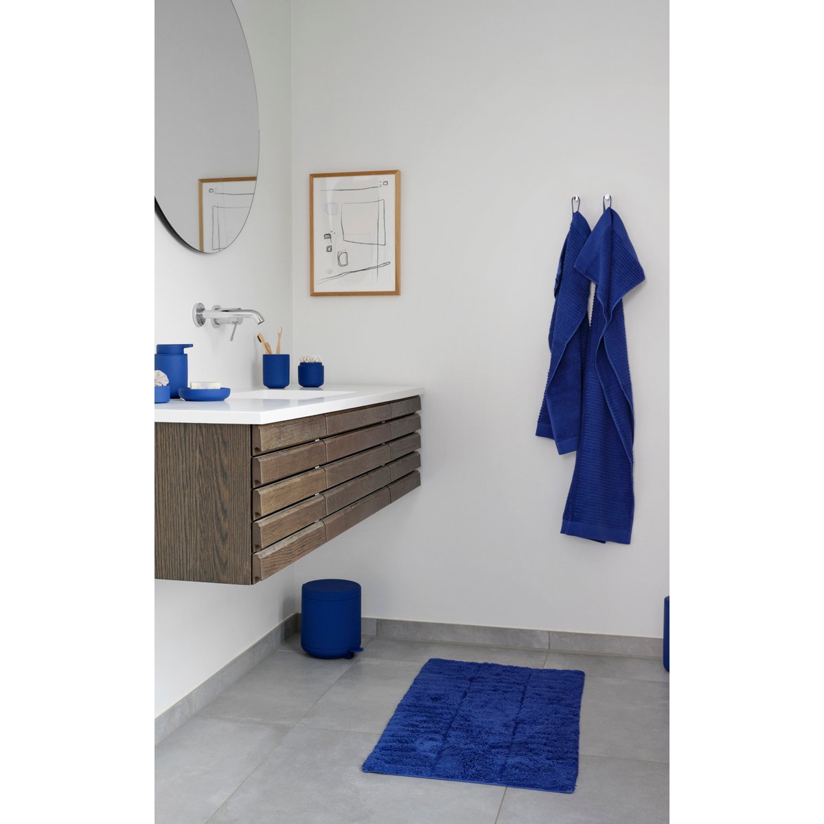 Brosse de toilette UME bleu indigo, ZONE DENMARK