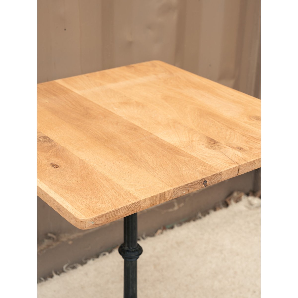 Table à manger bistro en chêne et fer Denise N°1213 - Bon état bois clair, DEBONGOUT