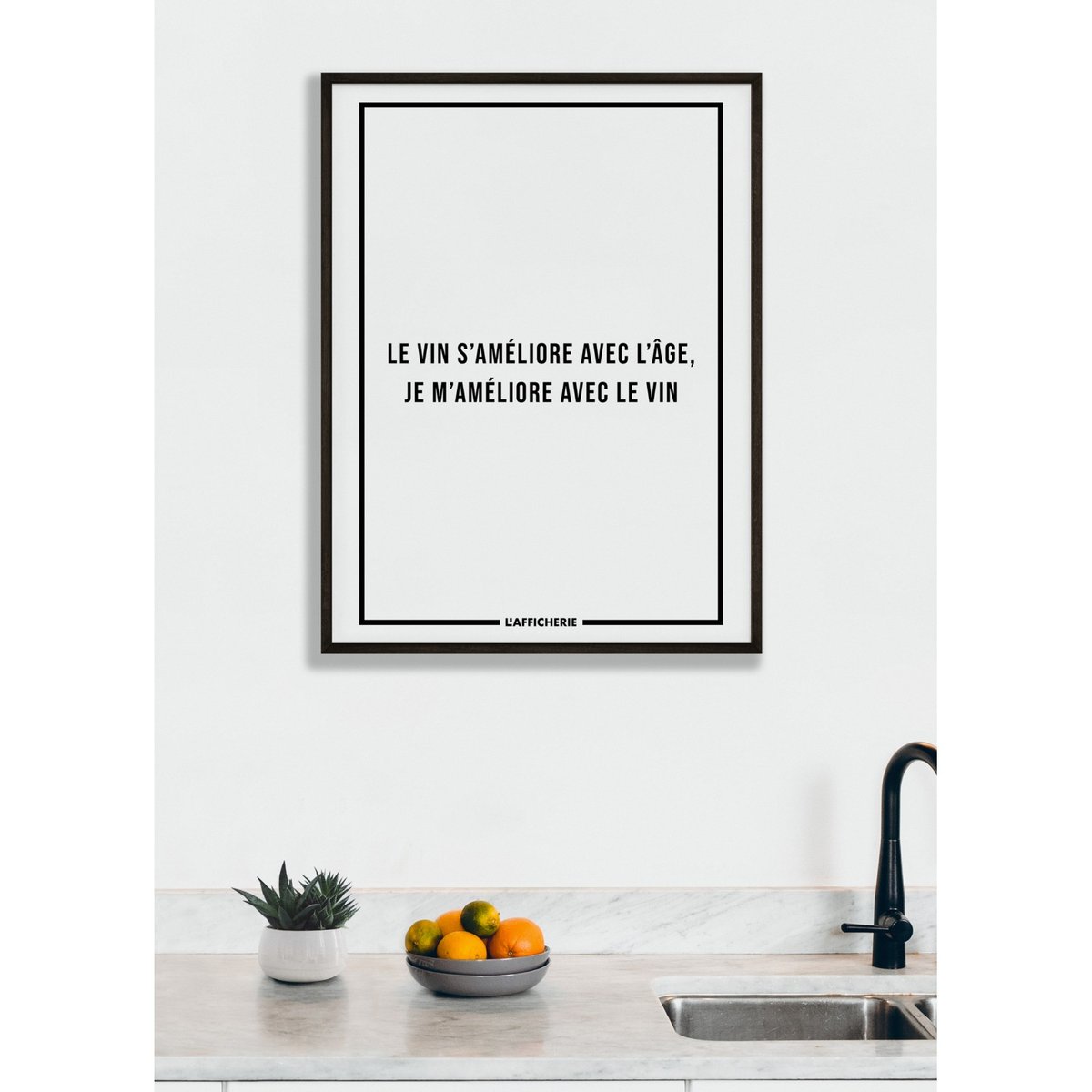 Affiche 'Le vin s'améliore avec l'âge...' blanc, L'AFFICHERIE