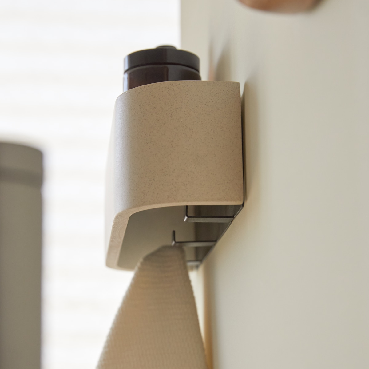 Porte-serviette en Terrazzo, ALI beige, TIKAMOON