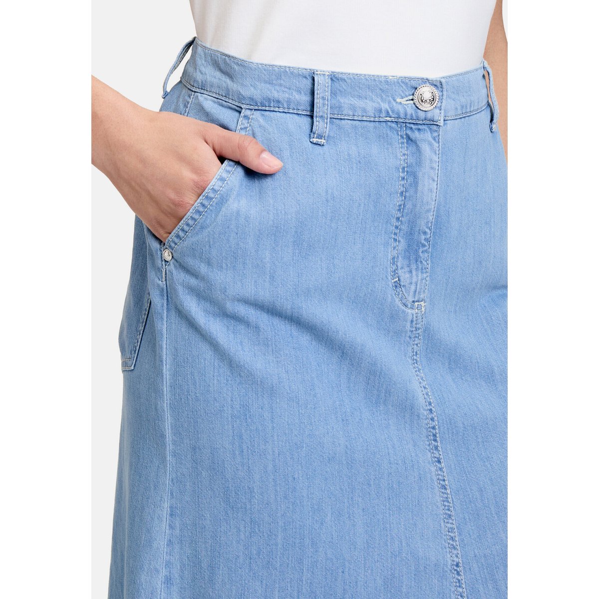 Jupe en jean à bord franc light blue denim, BETTY BARCLAY