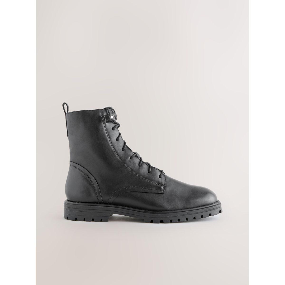 Bottines à lacets et bout carré noir, NEXT