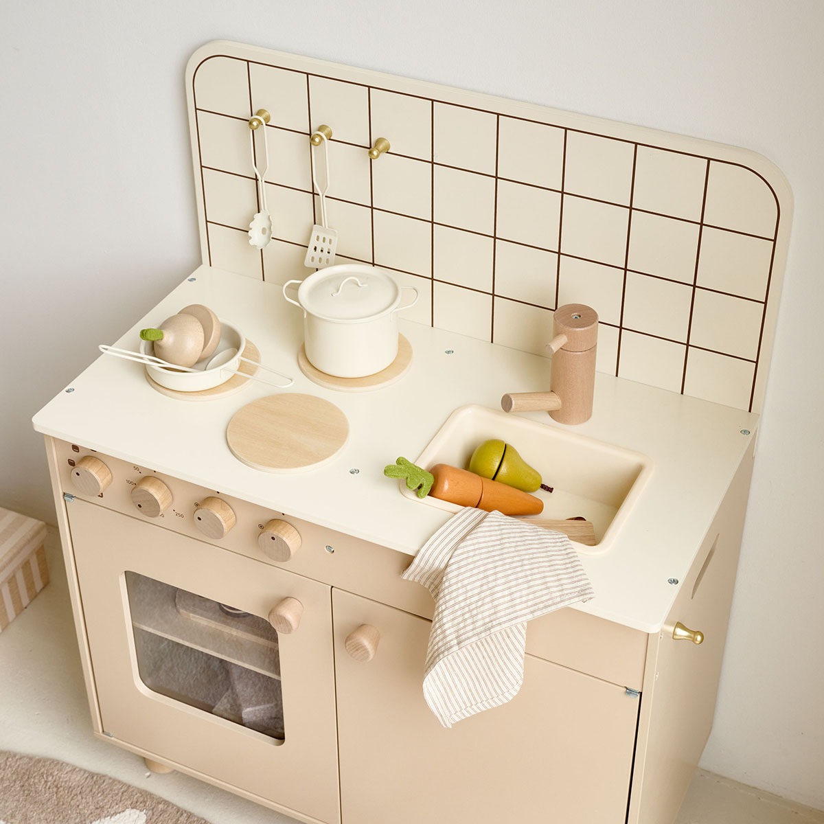 Cuisine en bois enfant «Biscuit» – 6 accessoires incl. BISCUIT beige, PETITE AMELIE