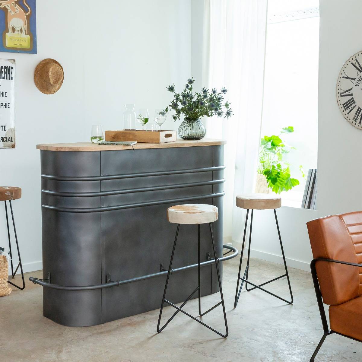 Meuble bar en métal et bois de manguier LOCKER gris, MADE IN MEUBLES