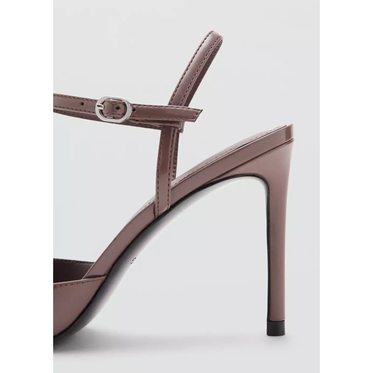 Chaussures à talon en cuir vernis marron clair/pastel, MANGO