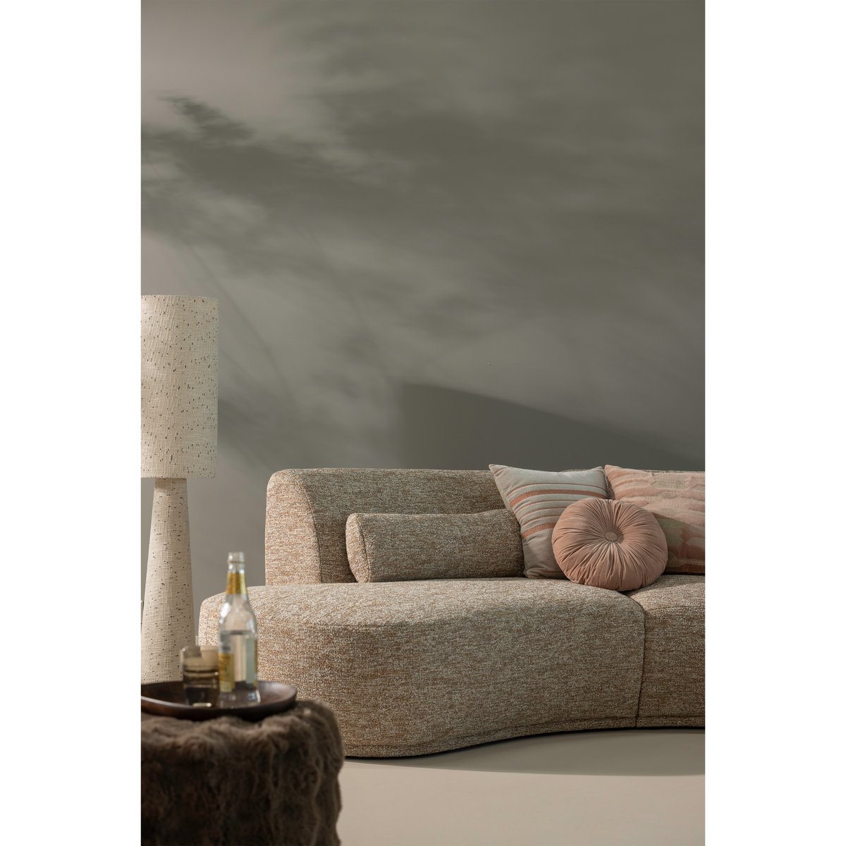 Pouf en tissu moelleux OLVEN marron, WOOOD