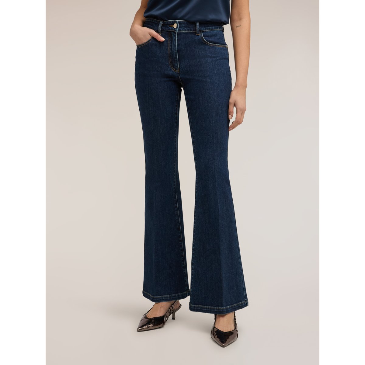 Jean flare push-up en denim bleu, MOTIVI