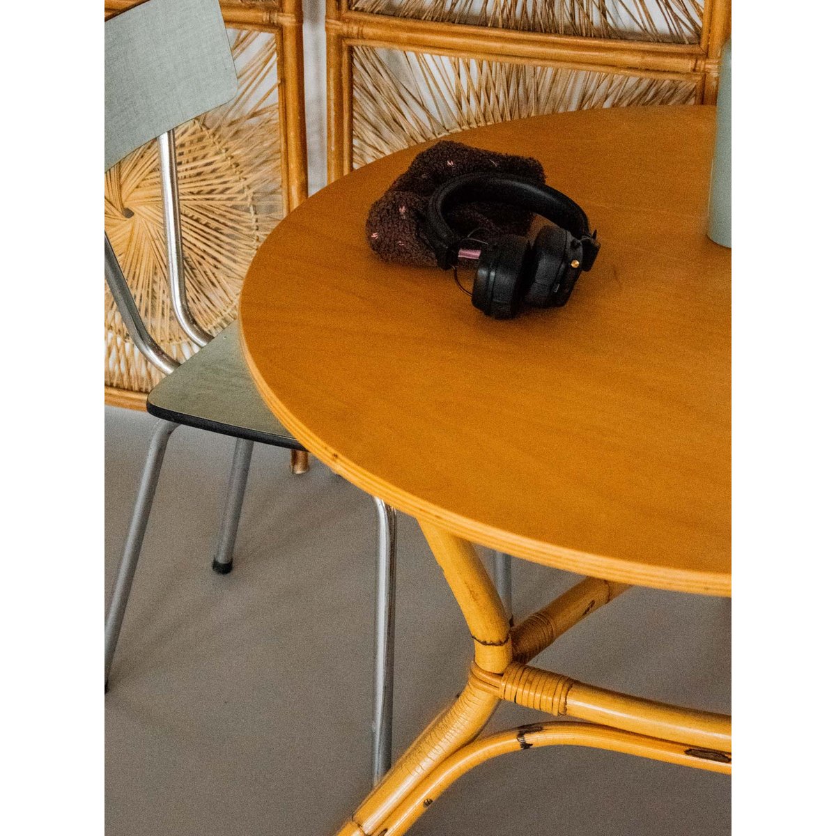 Table à manger en bois clair et bambou Romy N°1280 - Bon état bois clair, DEBONGOUT