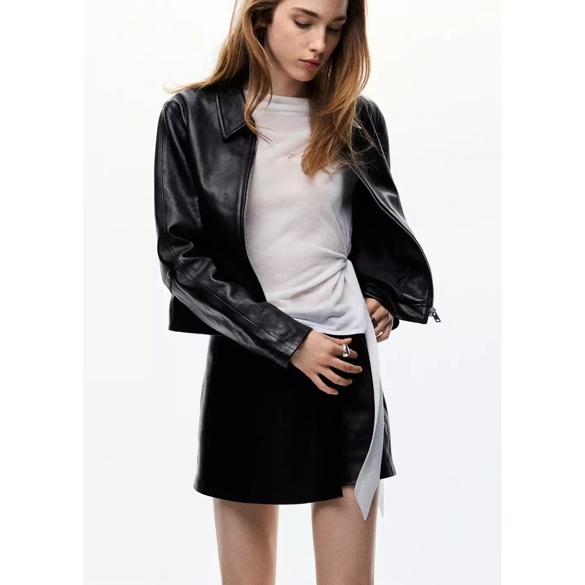 Jupe cuir synthétique à boucle noir, MANGO