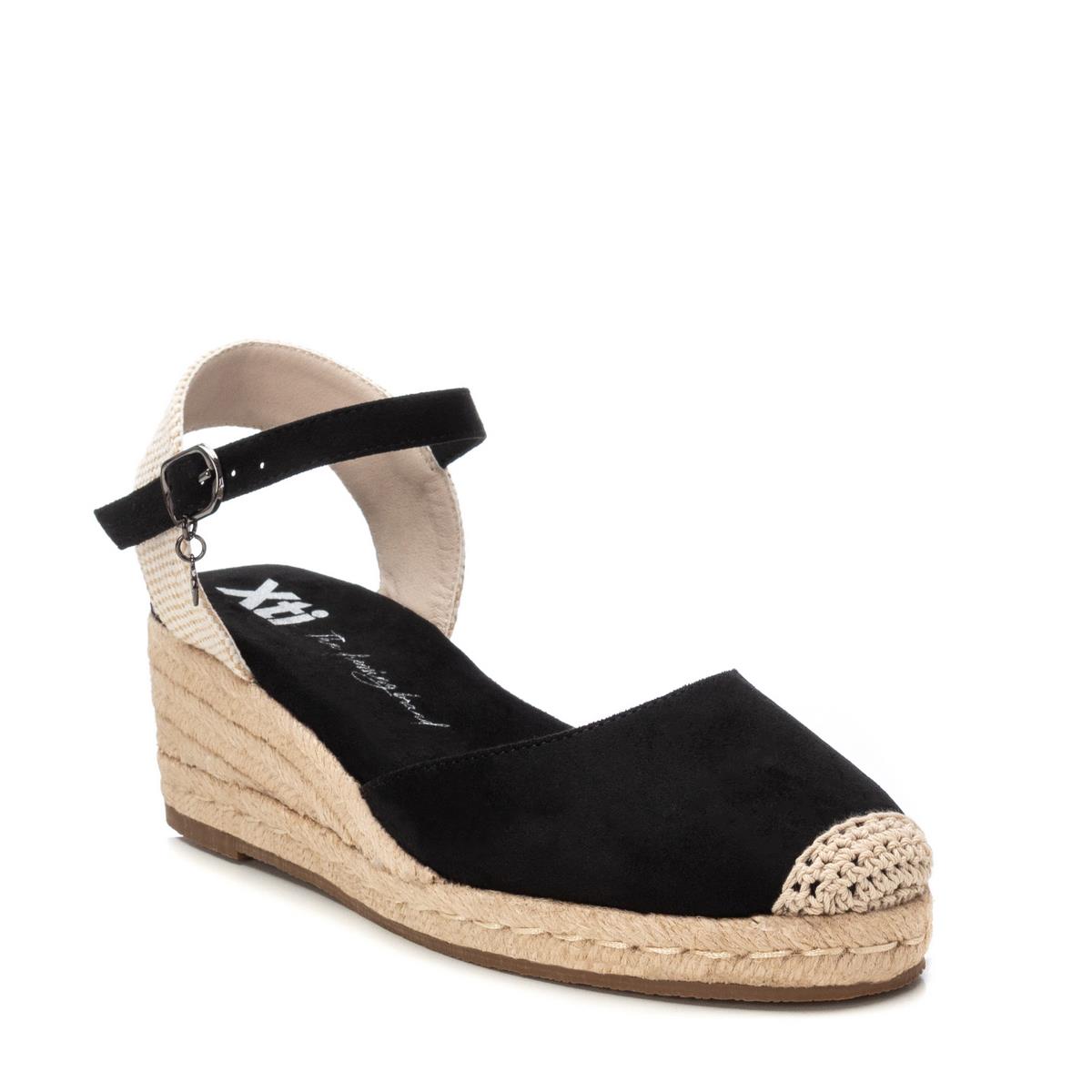 Chaussure Coin Boucle noir, XTI